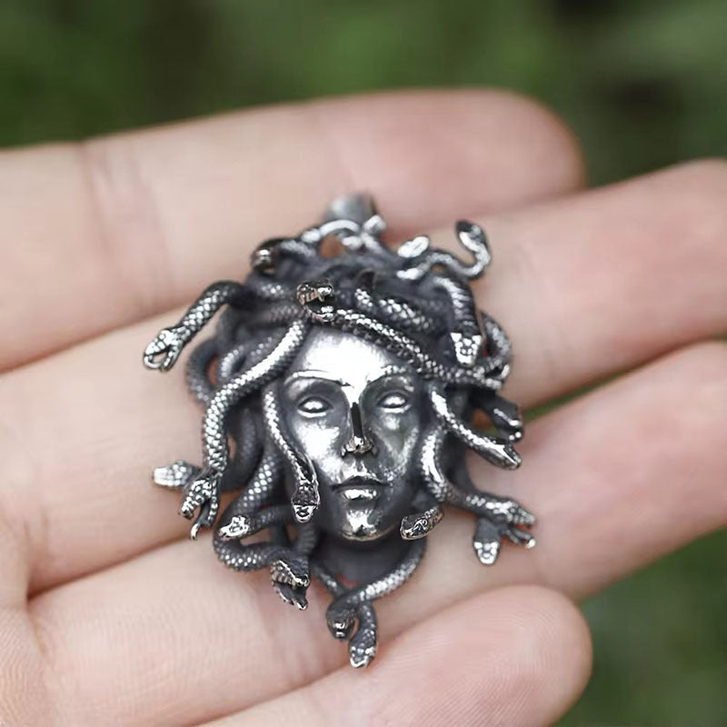 Wholesale Vintage snake woman Medusa statue mythology pendant Gothic ancient Greek snake necklace
